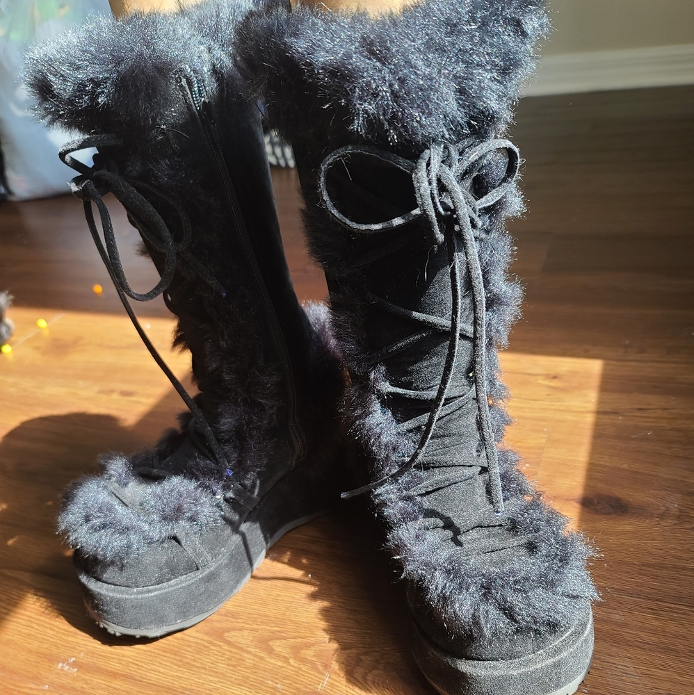 Dolls Kill Demonia Platform Boots